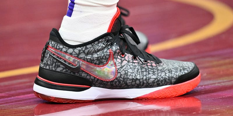 LeBron James FaZe Clan x Nike LeBron 20 NXXT First Look | Hypebeast