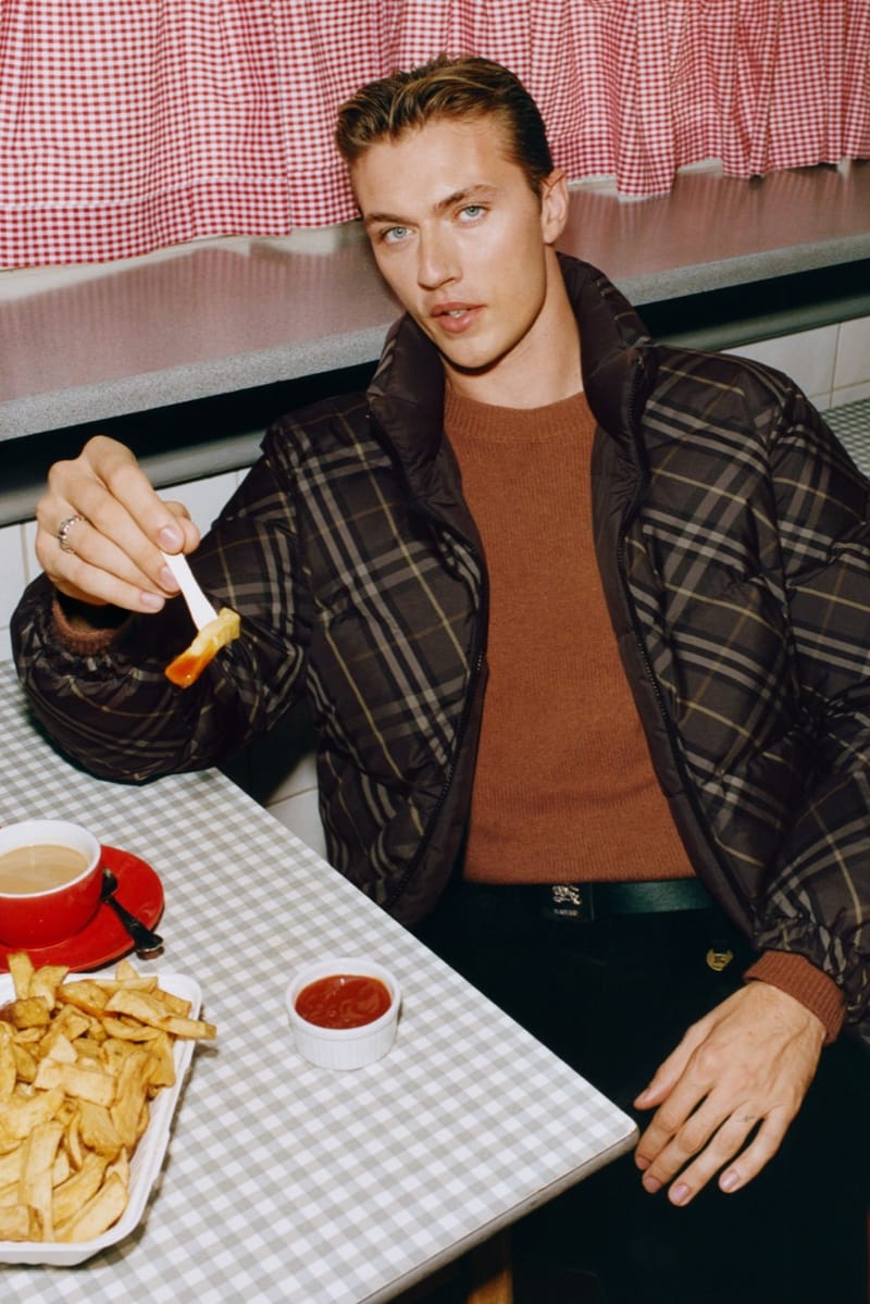Lucky Blue Smith Stars in Burberry Campaign | Hypebae