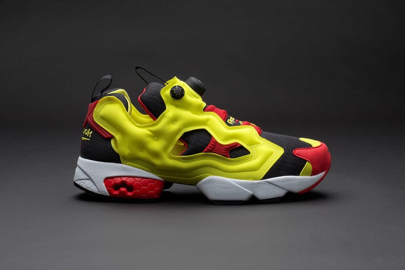 1994年発売当時の Instapump Fury オリジナルカラー計2色が Reebok