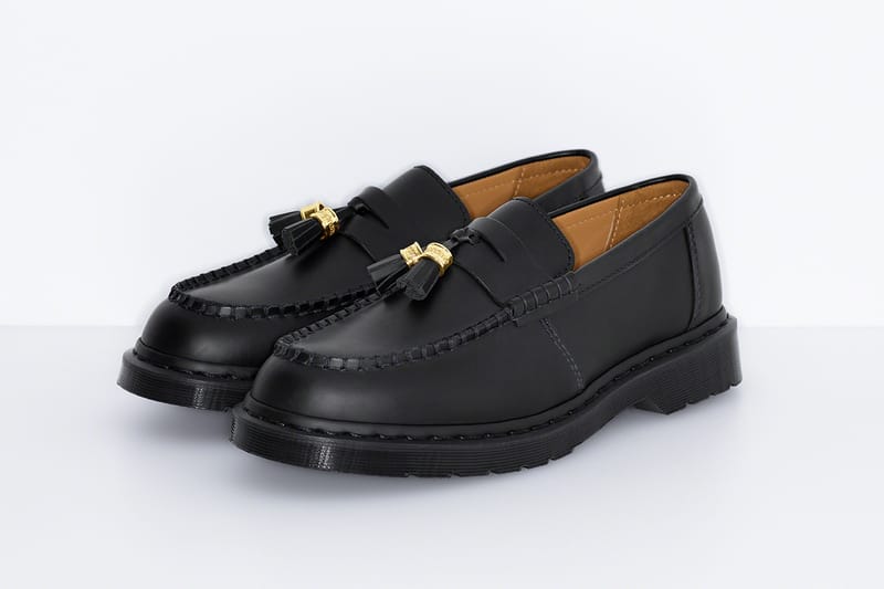 シュプリー xドクターマーチンによる23年春夏コラボシューズが登場