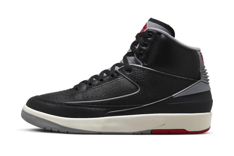 AJ3の人気OGカラーを纏った新作AJ2“ブラックセメント”が登場