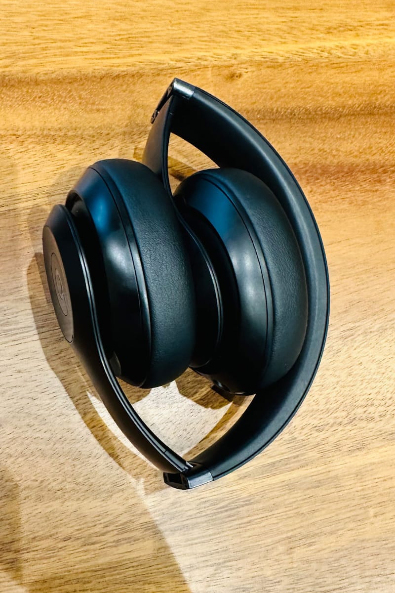 話題のビーツ スタジオ プロを1週間使ってみた | Hypebeast.JP