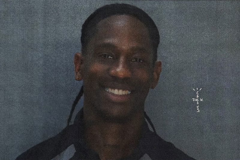 トラヴィス・スコットが逮捕をネタしたマグショットT第2弾を発売