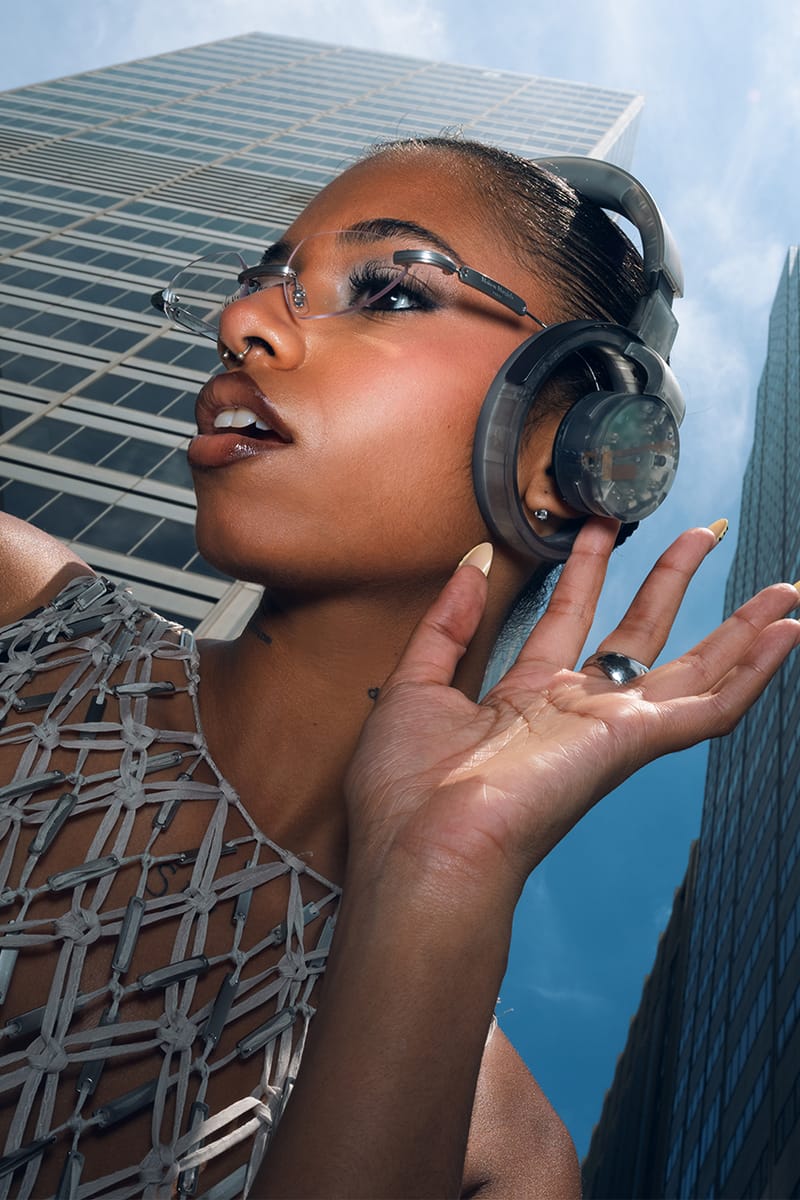 ヌームワンからスケルトンカラーのファントムグレイが登場 | Hypebeast.JP