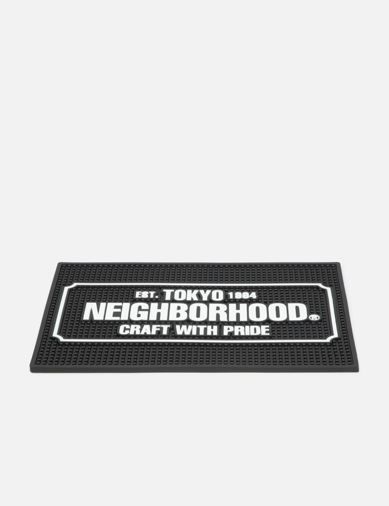 ネイバーフッド - Logo Bar Mat | HBX
