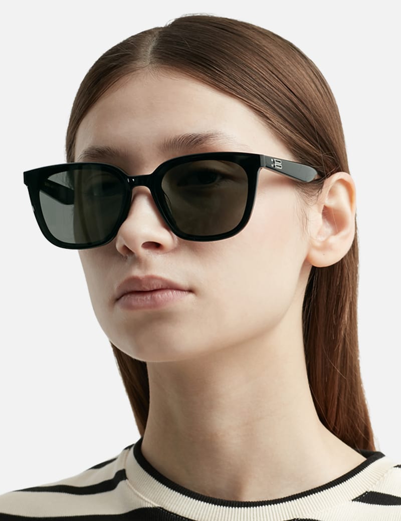 ジェントルモンスター - タム 01 | HBX