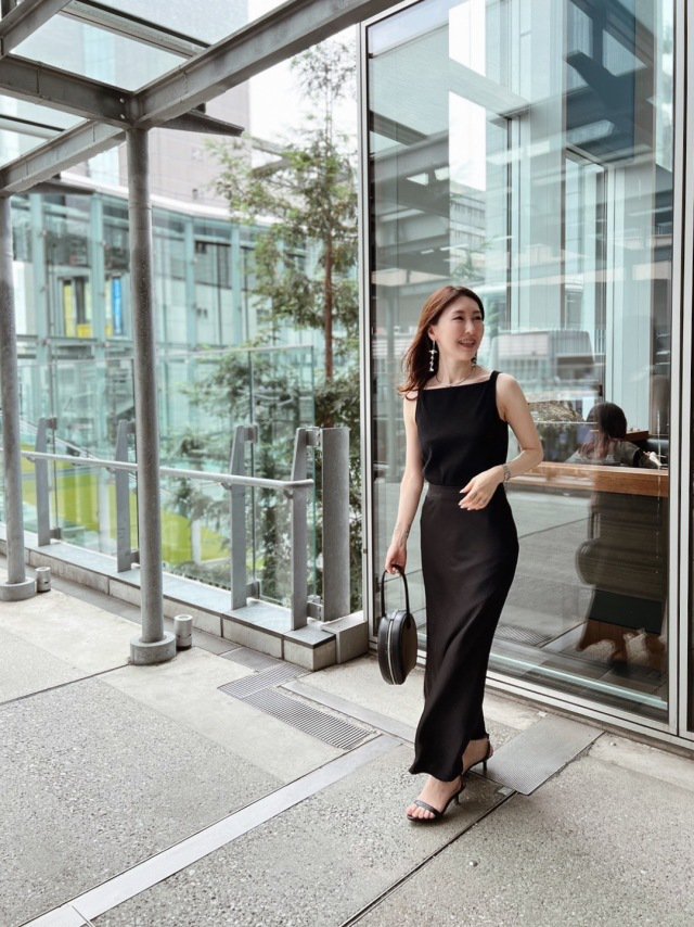 大人が1枚で着こなすキャミソールスタイル。Demi-Luxe BEAMSイロチ