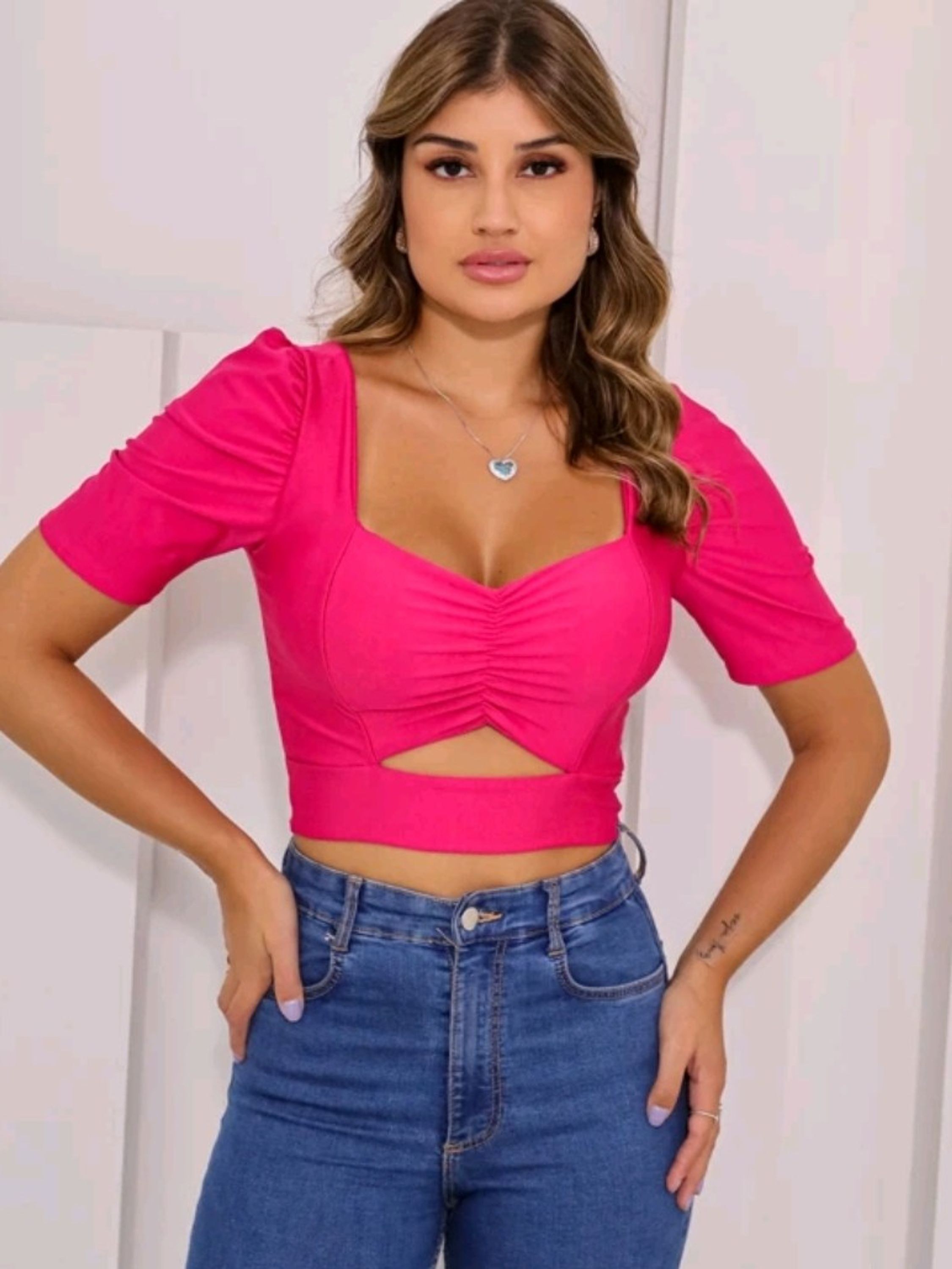 Cropped manda bufante buraco - Y Fashion | ZAX