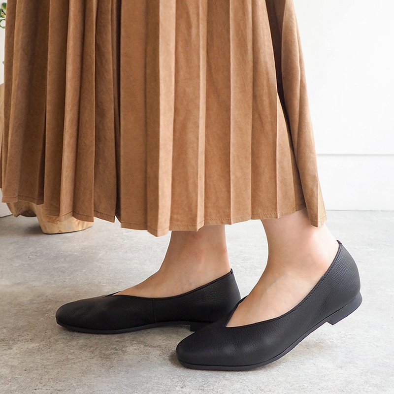 お仕事靴にも最適］防水｜Vカットフラットシューズ | EN