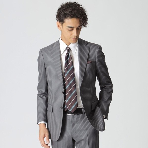 EASTGATE MODEL」 ライトグレーストライプ柄スーツ | ポール