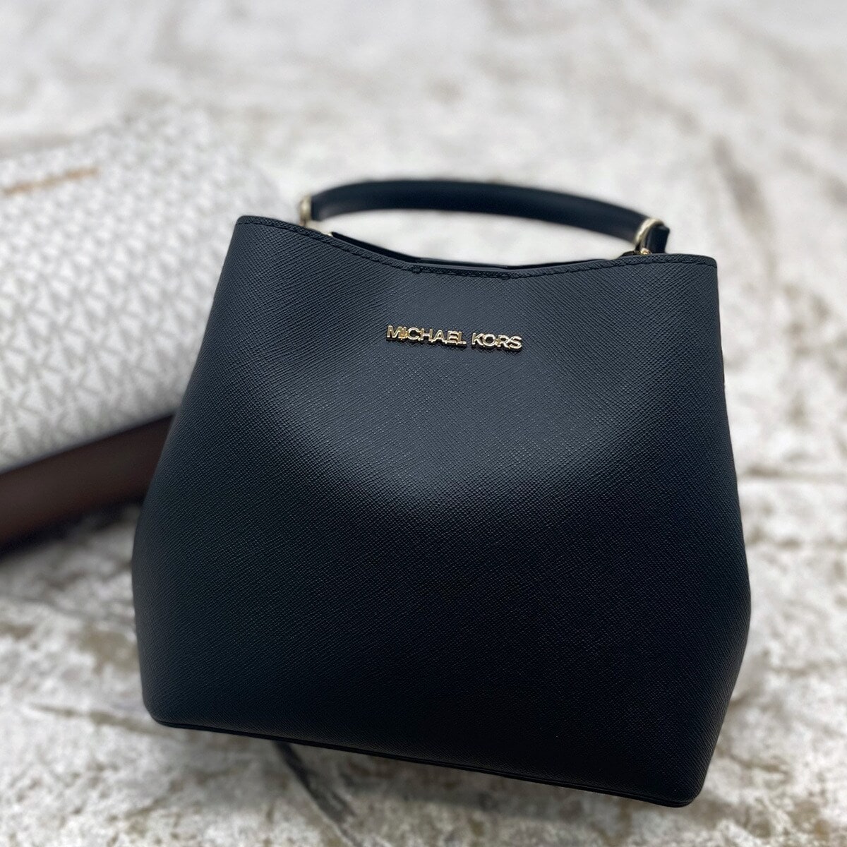 PRATT バケット クロスボディ スモール | マイケル・コース(Michael