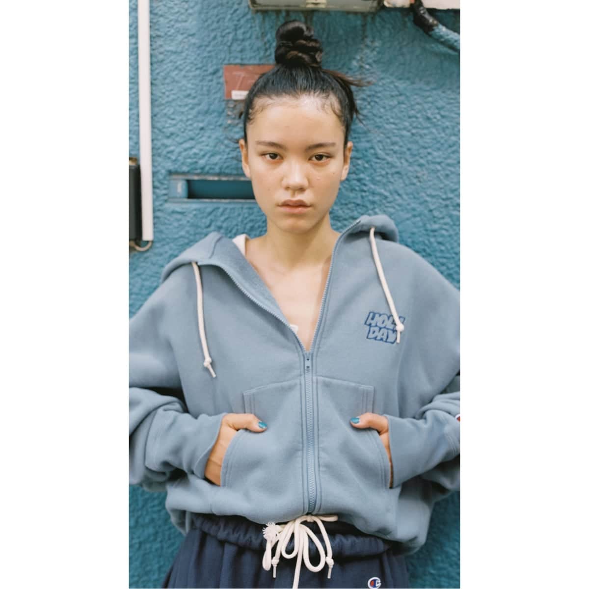 別注【CHAMPION*JOURNAL STANDARD by HOLIDAY】ZIP HOODIE