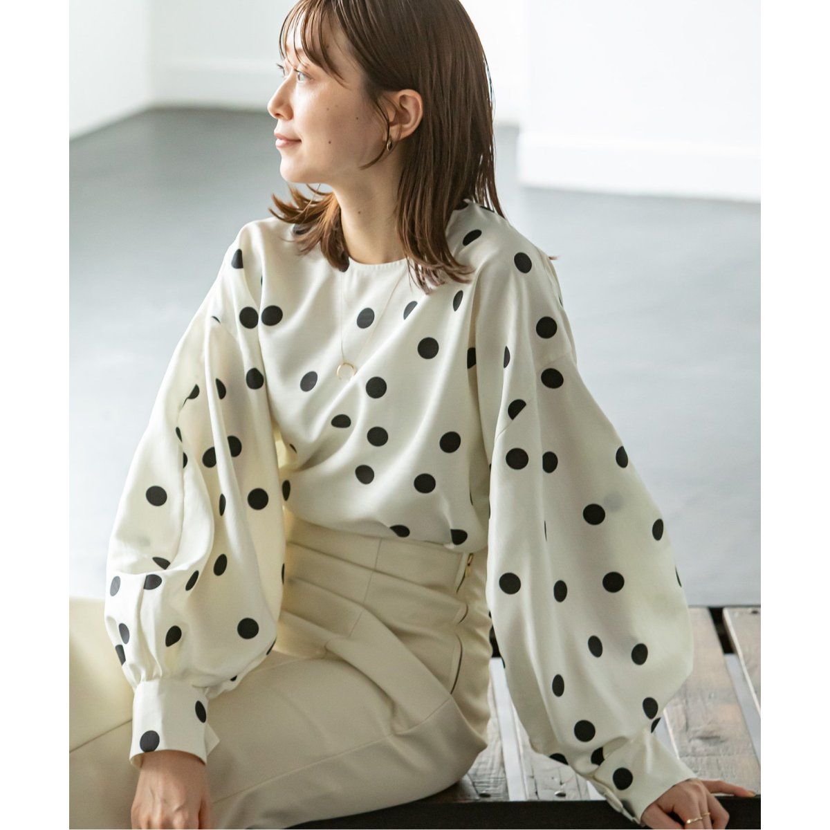 ドットプリントシャンタンブラウス | ノーブル(Noble) | マルイウェブ