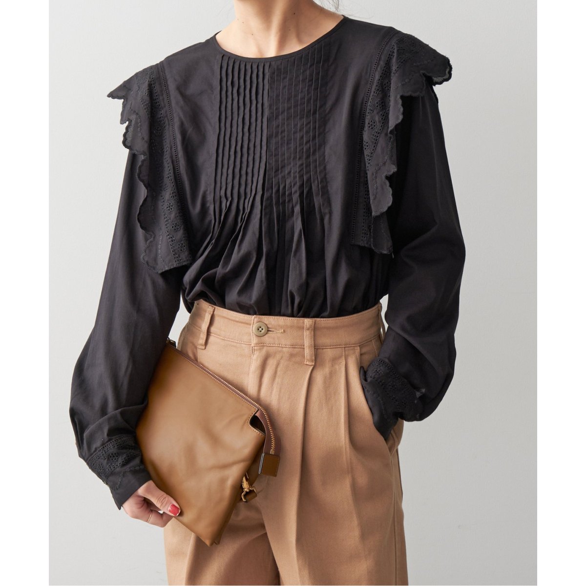 エンブロイダリーレースピンタックブラウス | スピック＆スパン(Spick