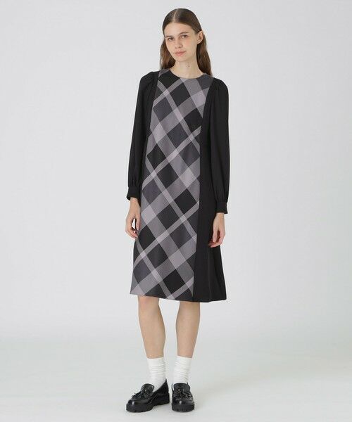 セール】 スムージーサテンパーシャルチェックドレス （ドレス）｜BLUE