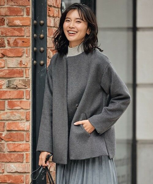 セール】 カシミヤブレンドノーカラーサイドスリットショート コート