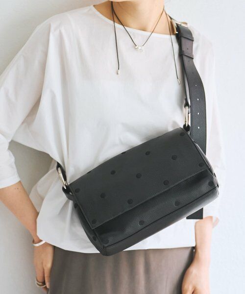 本革》ドットボディバッグ （ショルダーバッグ）｜BEARDSLEY