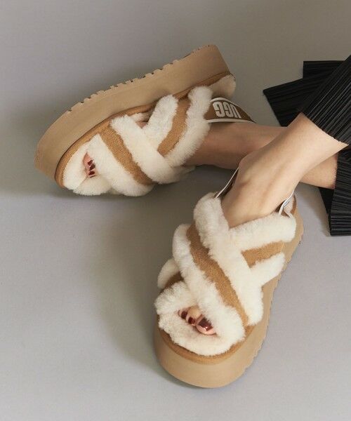 WEB限定】＜UGG(アグ)＞DISCO CROSS SLIDE サンダル （サンダル