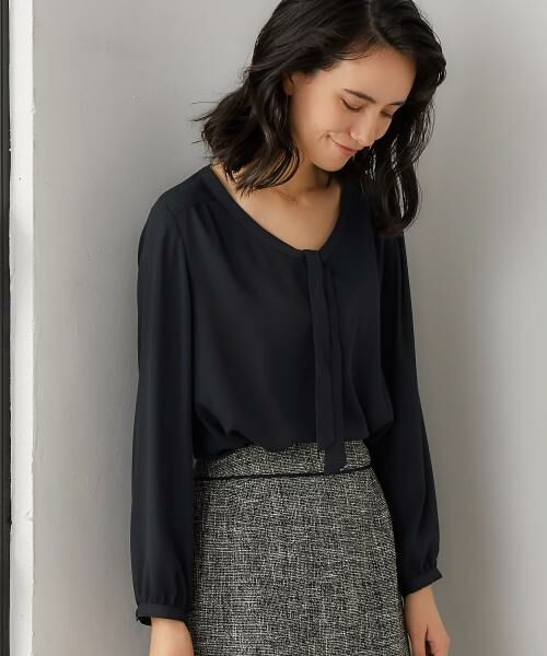 洗濯可能] D Vネック ボウタイ ブラウス （シャツ・ブラウス）｜green