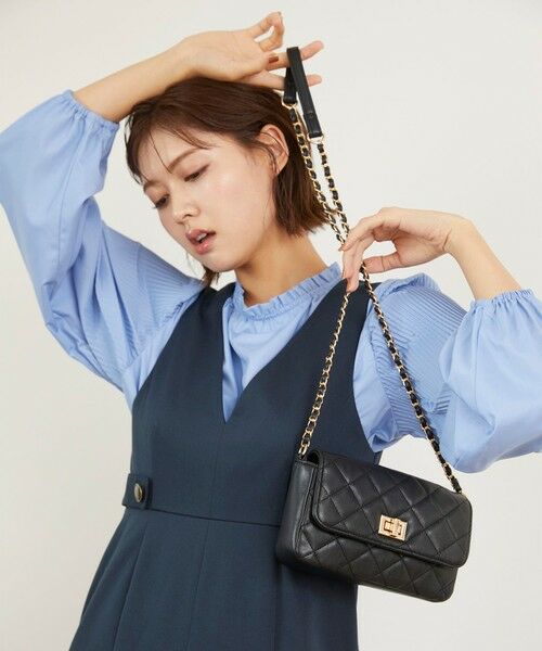 チェーンベルトキルティングショルダー バッグ （ショルダーバッグ