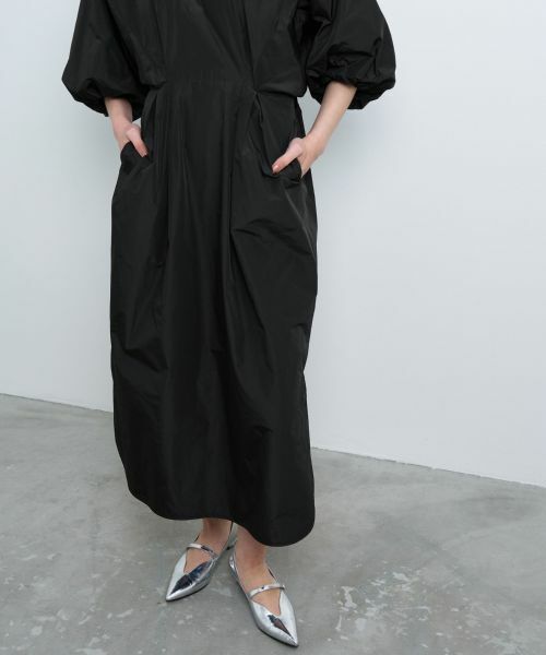 セール】 メモリータフタボリュームスリーブワンピース （ドレス