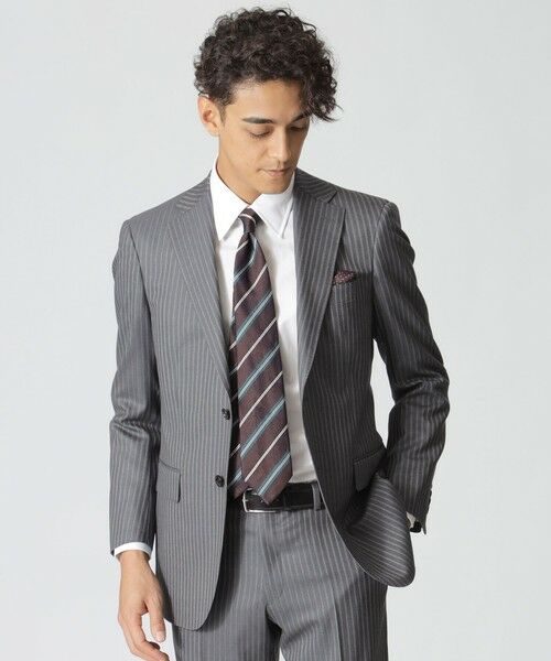 セール】 「EASTGATE MODEL」 ライトグレーストライプ柄スーツ