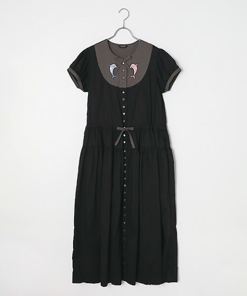 セール】 いるか刺繍入りワンピース （ロング・マキシ丈ワンピース