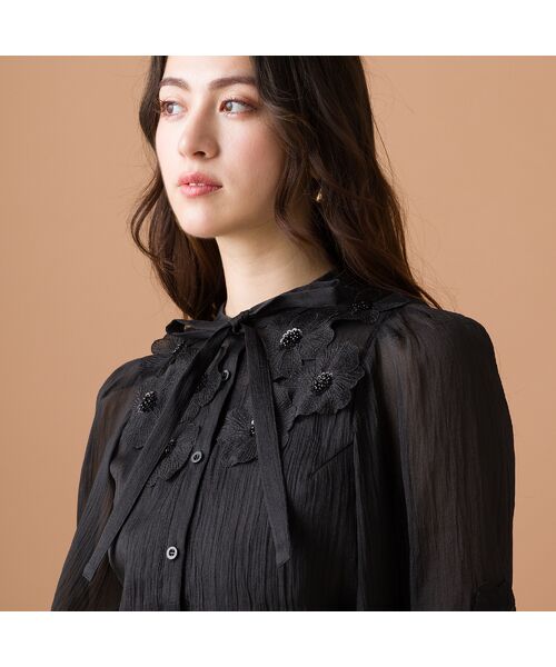 フラワーモチーフ付きシアーブラウス （シャツ・ブラウス）｜Rose