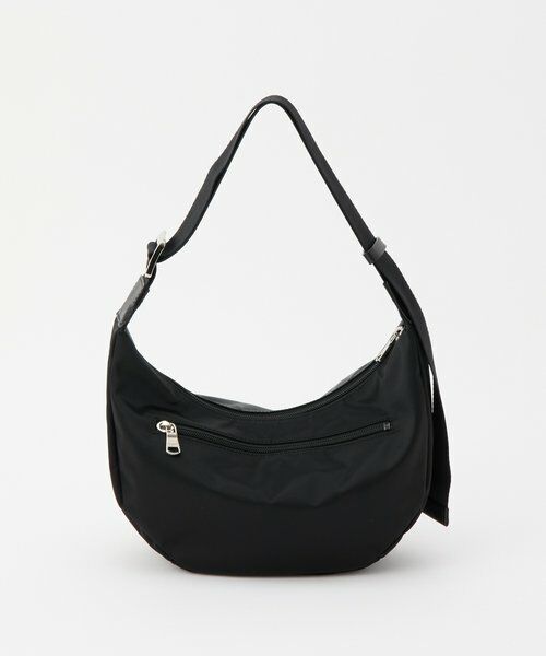 3/4～価格改定》クラウズナイロンラウンドショルダーバッグ