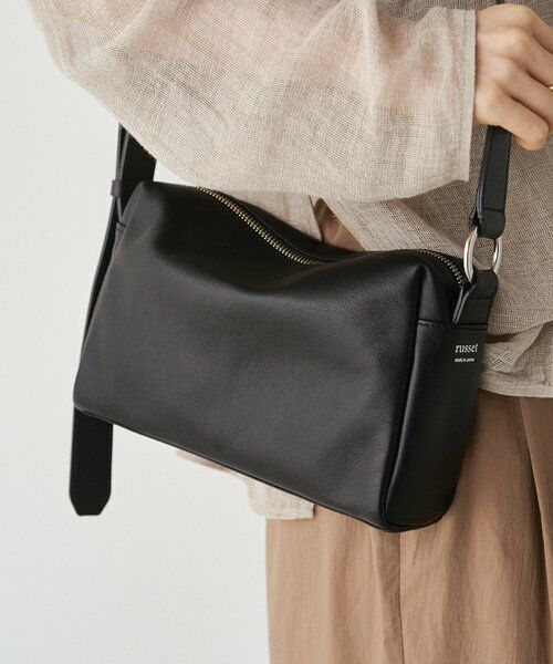 レザースクエアショルダーバッグ （ショルダーバッグ）｜russet