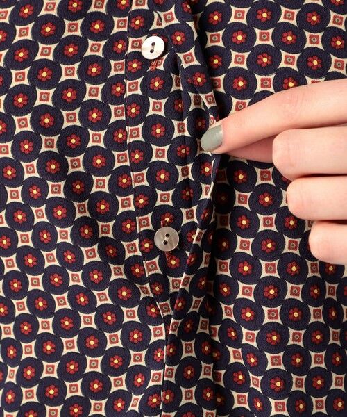 セール】 コモンフラワープリント スタンドカラーブラウス （シャツ