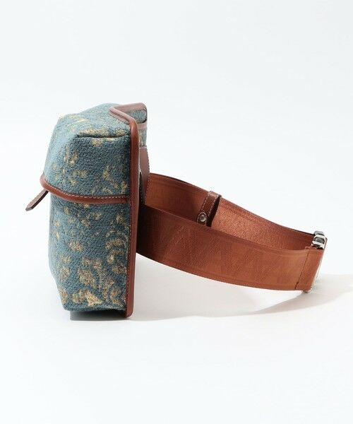 セール】 A VACATION COCO ボディバッグ （メッセンジャーバッグ