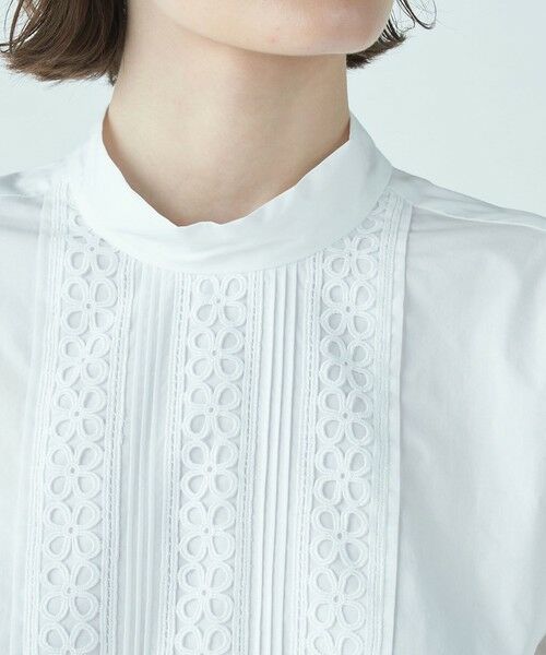 セール】 ホワイトコンビネーション スタンドネックブラウス （シャツ