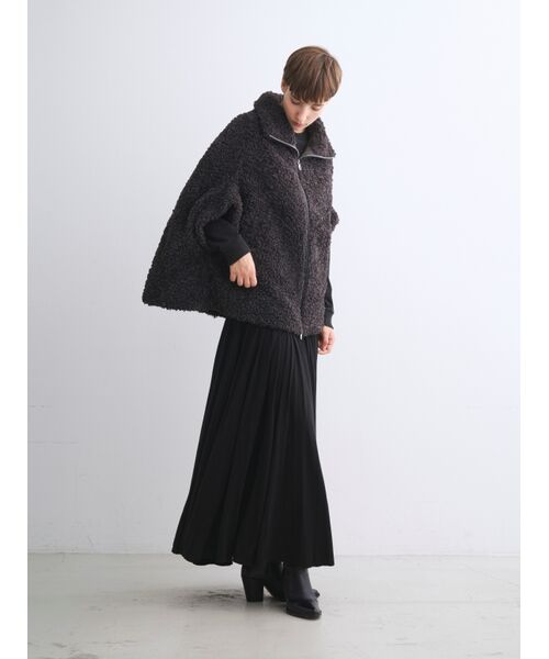 Everly】Poodle boa cape （その他アウター）｜three dots