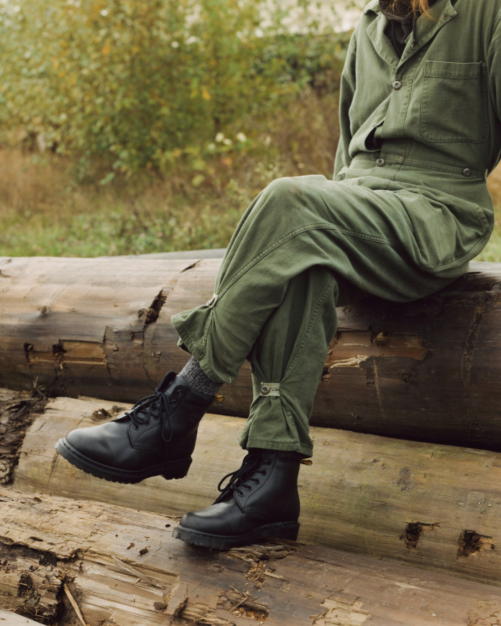 ステューシー」×「ドクターマーチン」の6ホールブーツ - TOKION