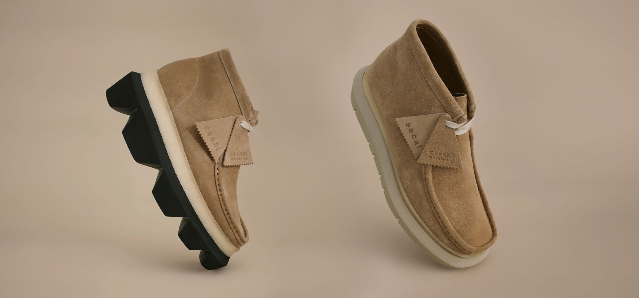 サカイ」と「クラークス」がコラボ “ワラビーブーツ”にアイコニックな