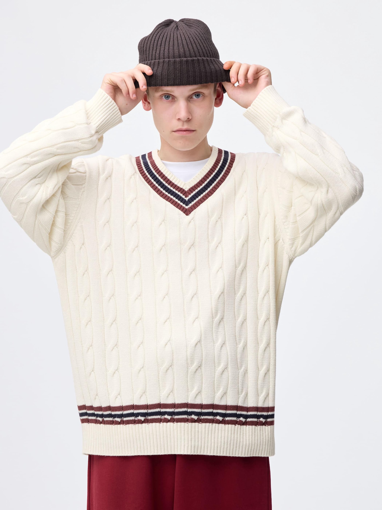 GU公式 | コットンチルデンVネックセーター