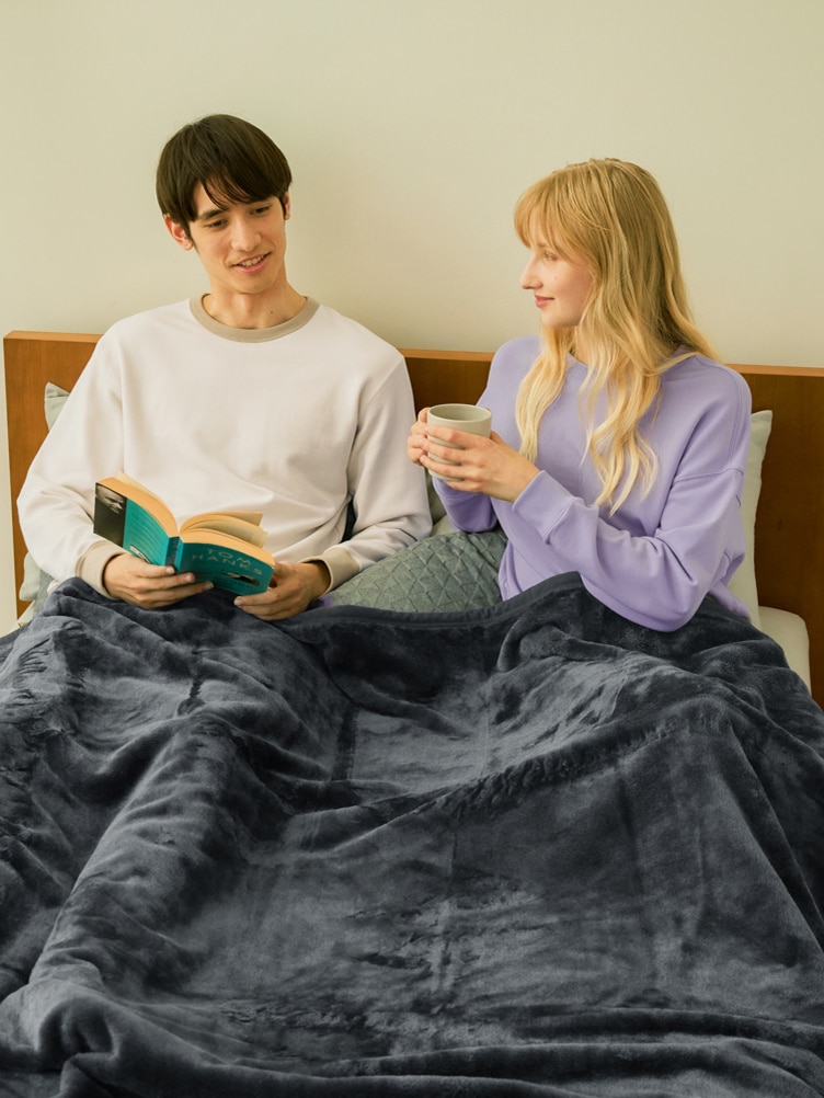 HEATTECH PEANUTS 毛布 140×190cmスヌーピーシングル ヒートテック毛布