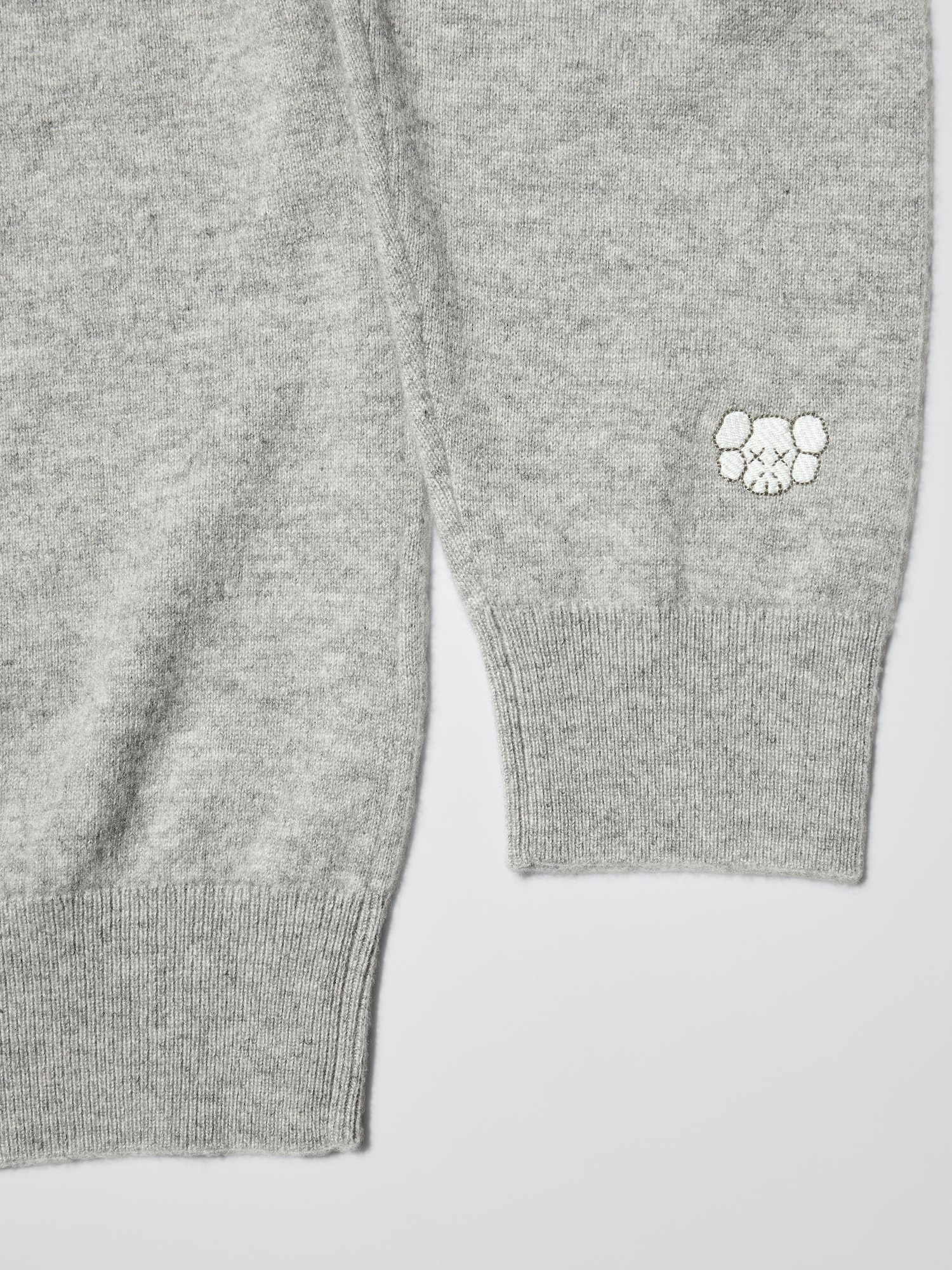 KAWS WINTER Cashmere Sweater | UNIQLO US