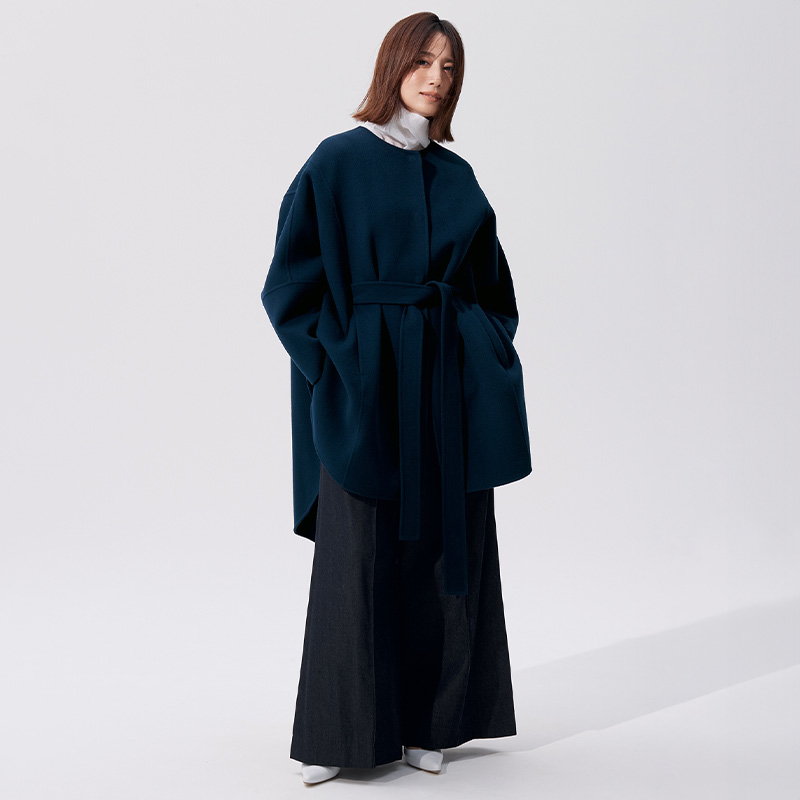 毎シーズン完売】軽くて着映える「ポンチョアウター」が不動の人気