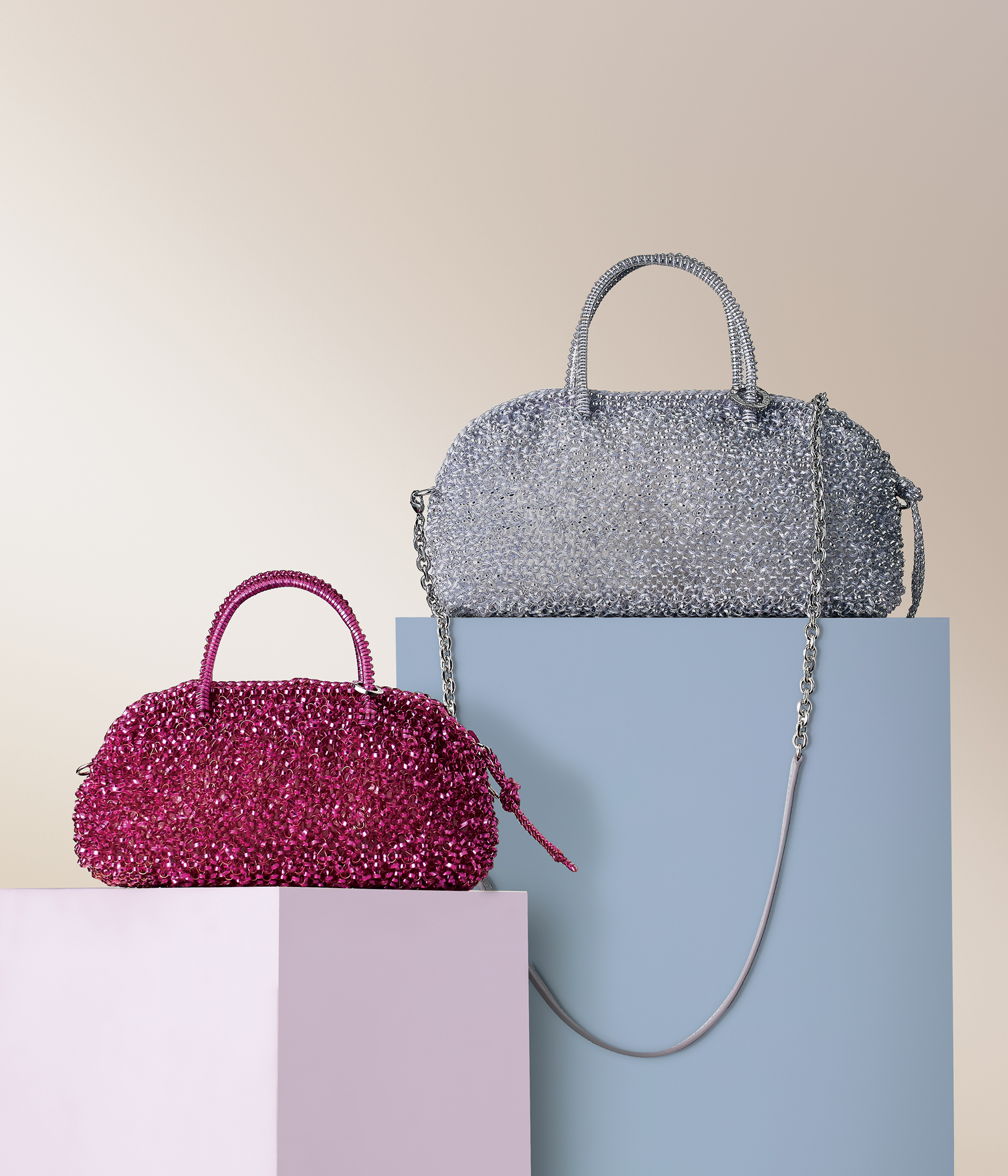 優秀すぎる名品が登場！春夏の【新作アンテプリマ】 | VERY NaVY