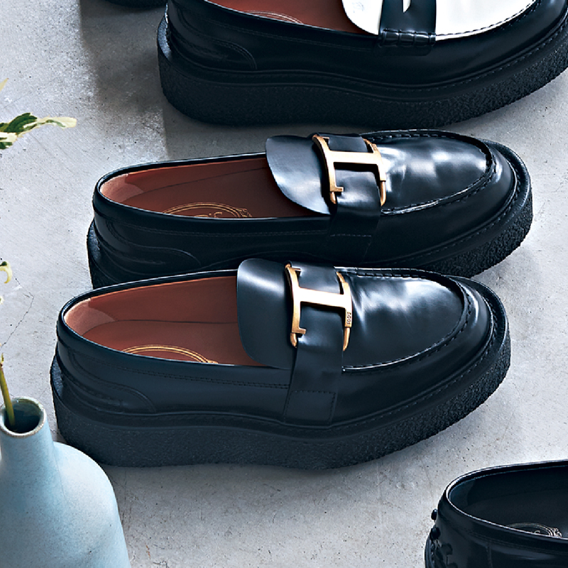 トッズ】低身長さん注目の厚底＆今っぽい甲深ローファー7選 | VERY