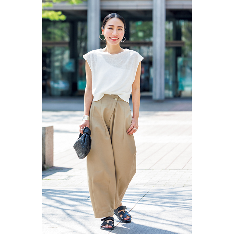 Nala』の“チノパンツ”がオシャレと話題！キレイめコーデは関西ママが