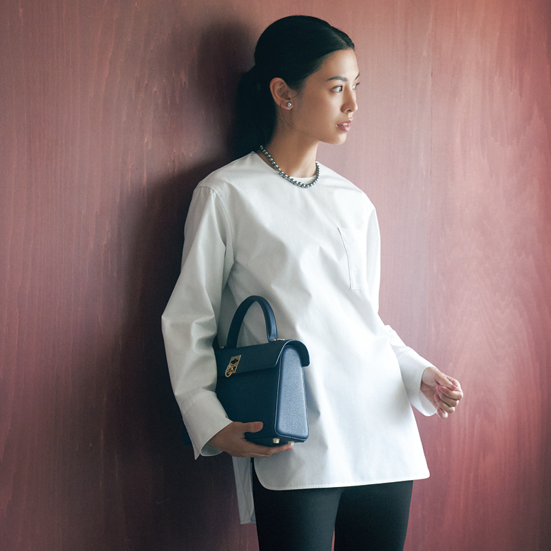 卒入園・卒入学】母行事の『特別感ブラウス』は一枚でシンプルに着たい