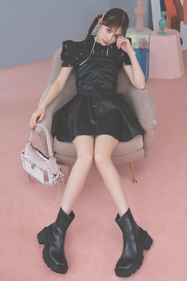 rienda | ベアビスチェギャザーフェイクレザーフレアミニワンピース