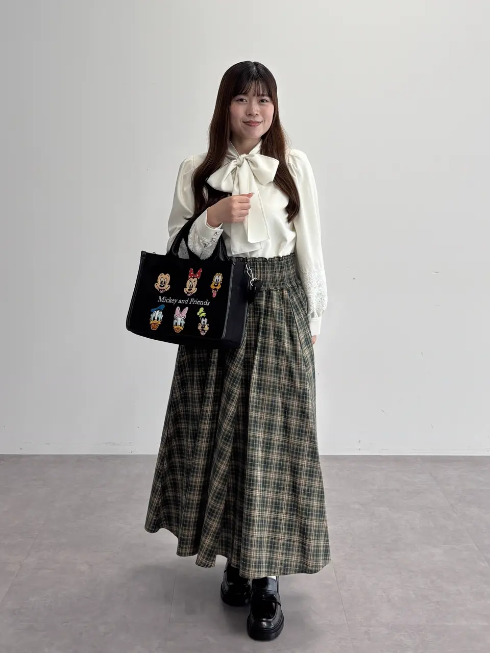 ミッキー/フレンズ/さがら刺繍ショルダー付きバッグ/Areeam（アリーム