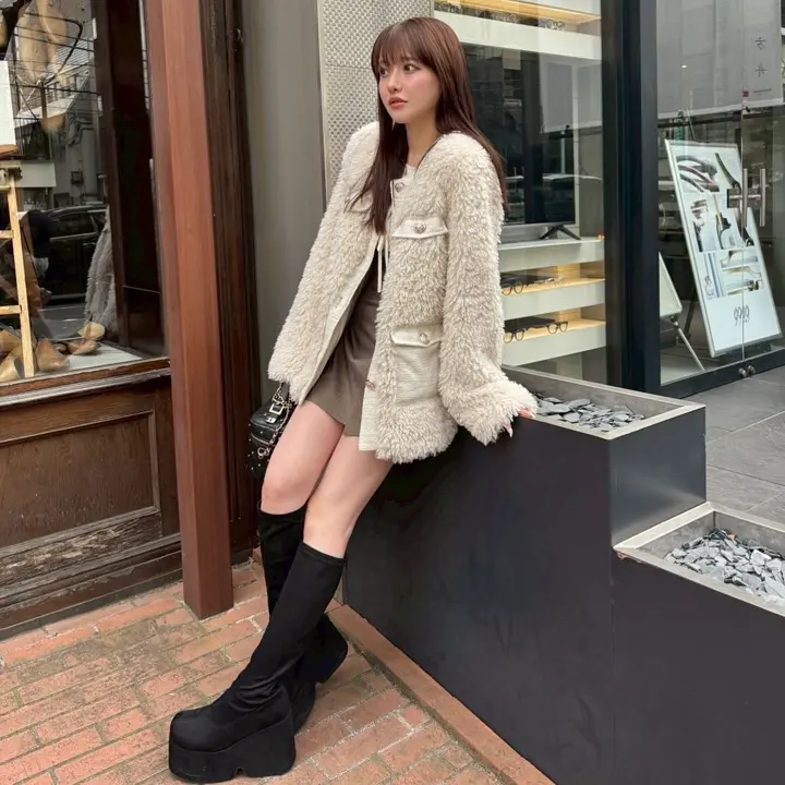 LIP SERVICE（リップサービス）｜ コルセットチェックトップス