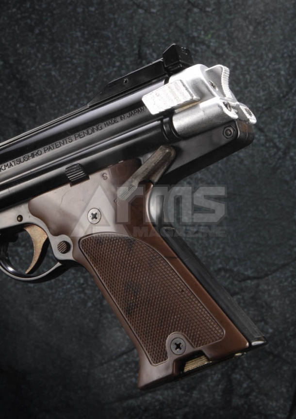 実銃のような発射プロセスを実現した古のエアガン「タカトク SS