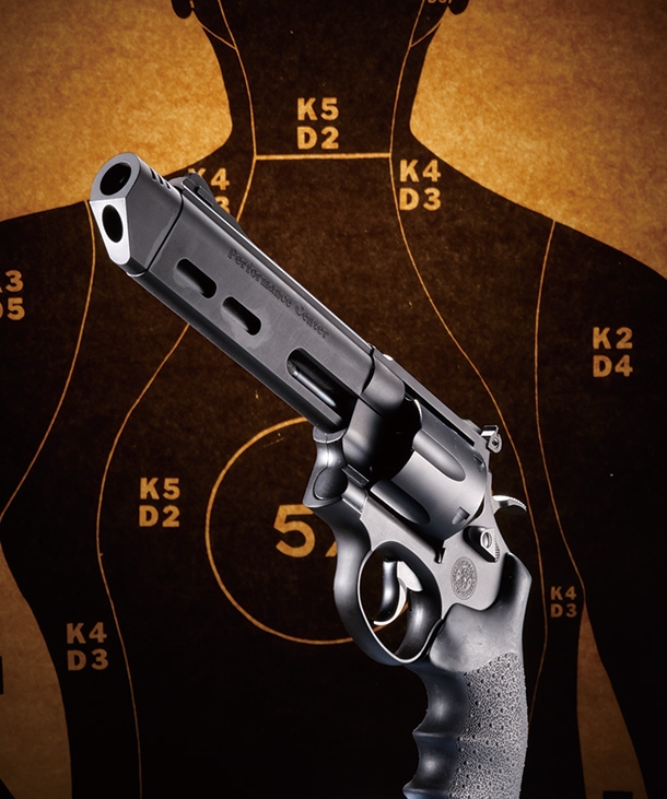 ずっしりとした重量感が魅力「タナカ S&W M29パフォーマンスセンター5