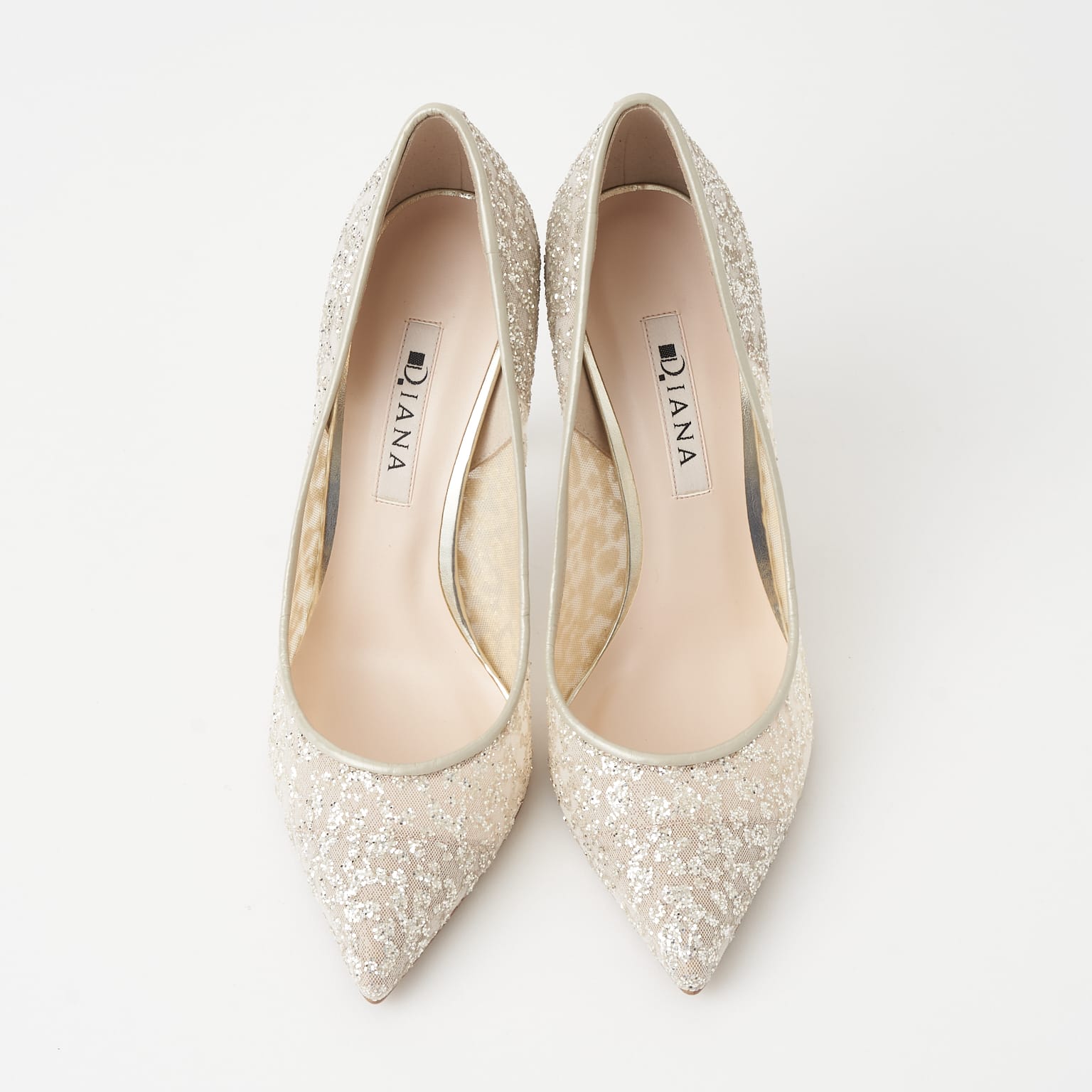 新品未使用】DIANA 甲深ラメベルベットシューズ プラスダイアナ